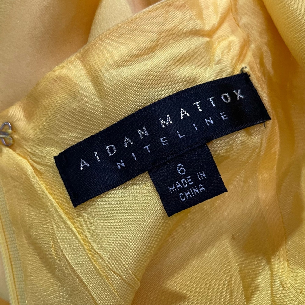 Aidan Mattox Women's Vibrant Yellow Silk Gown Sz 6 - Picture 3 of 17